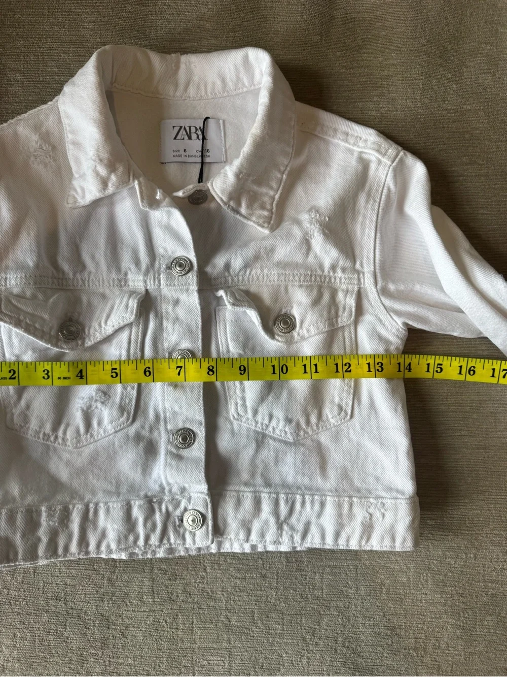 ZARA Girls White Distressed Denim Jacket Size 6 Cropped Jean Jacket
